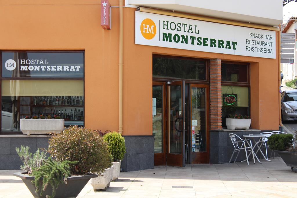 Hostal Montserrat Tona ภายนอก รูปภาพ